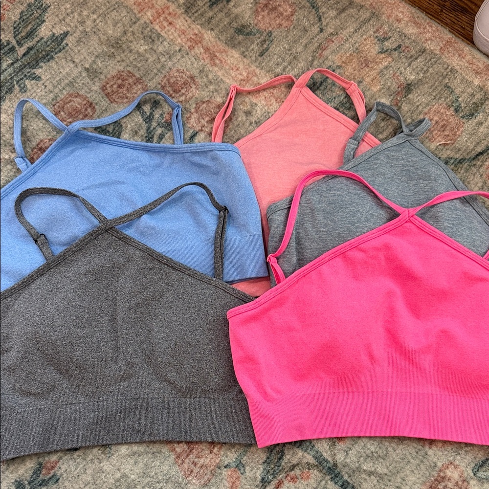 6 Halter Sports bra set
